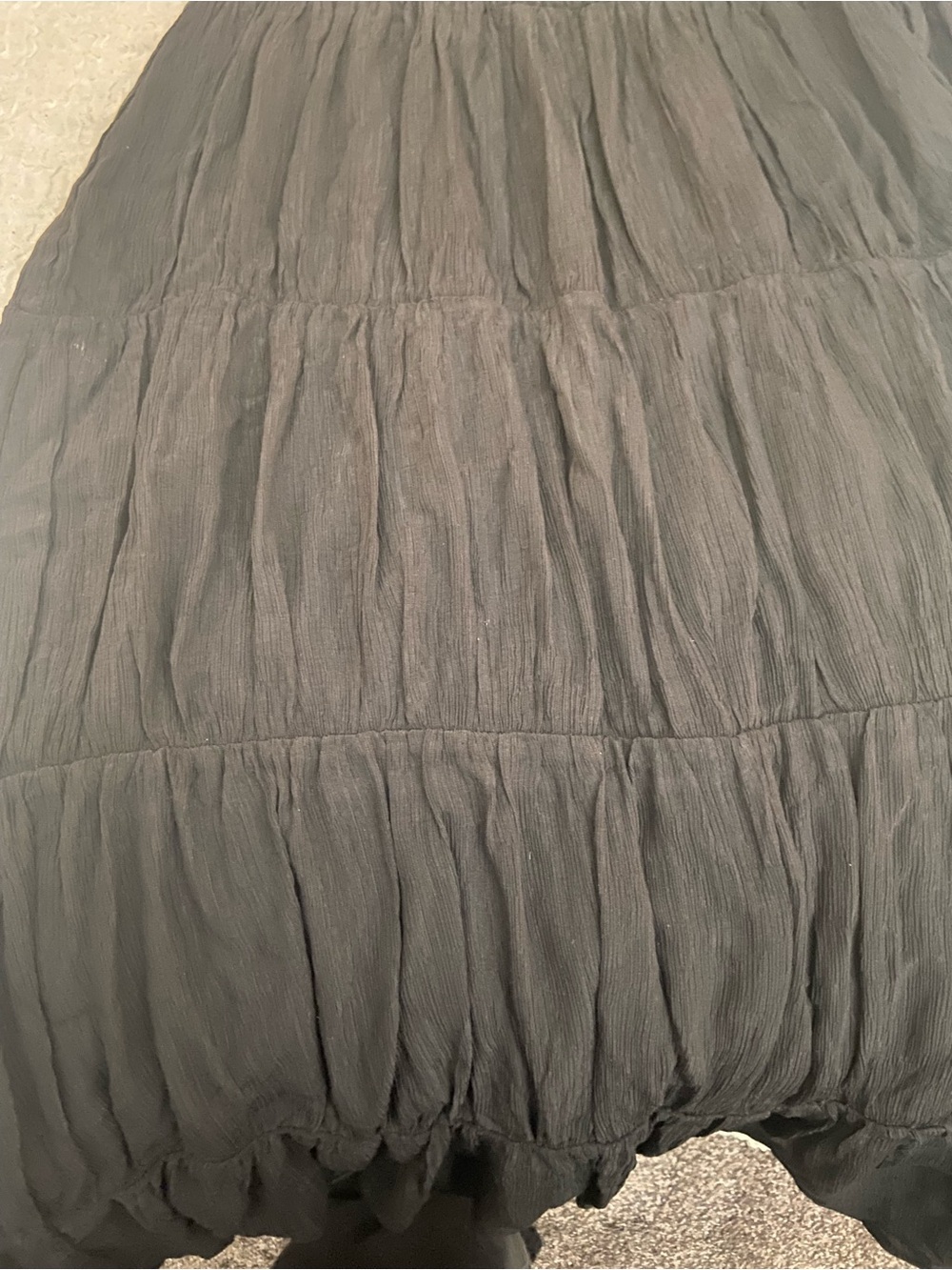 ALL: ROW BLACK RUCHED TIERED DRESS SIZE SMALL - Picture 6 of 6